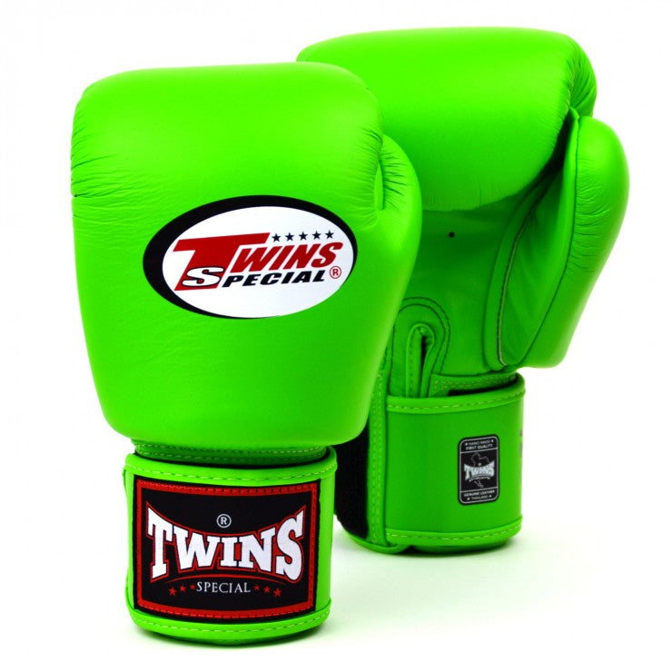 TWINS SPECIAL BOXING GLOVES LIME GREEN