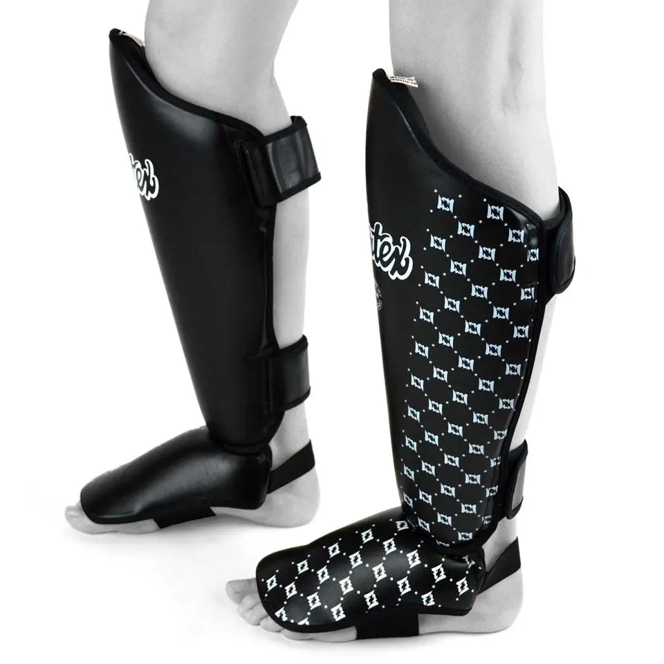 FAIRTEX MUAY THAI SHIN PADS BLACK
