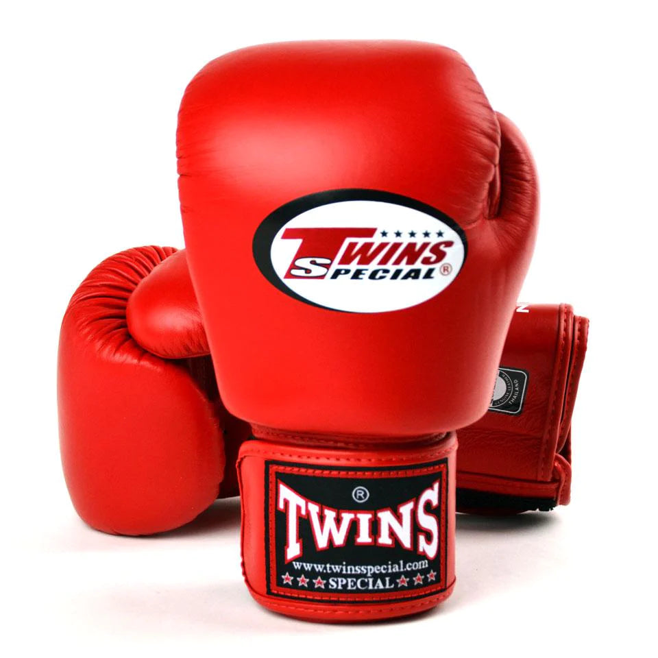 TWINS SPECIAL BOXING GLOVES RED